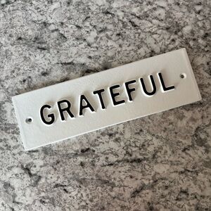 Hearth & Hand Magnolia || Grateful Wall Plaque